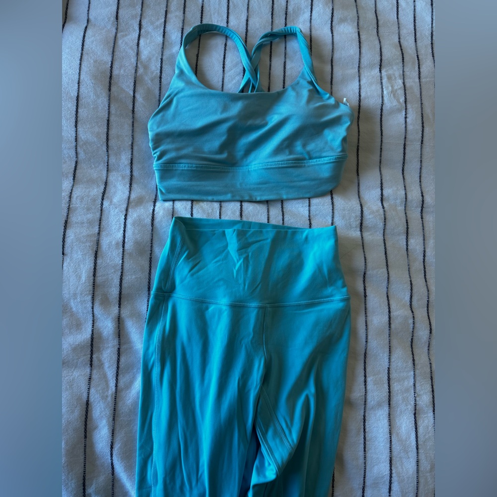 Lululemon Icy Blue Align Bra and Leggings Set